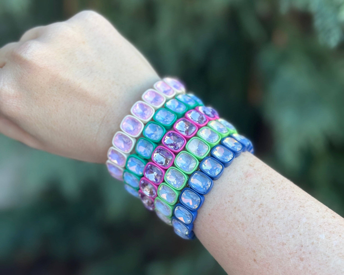 Stretch Bracelet - Enamel w/ Large Rectangle Stones - Layla