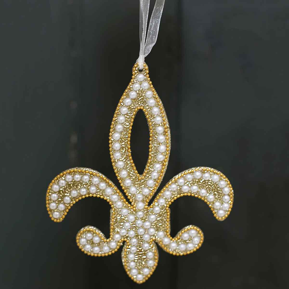 Regal Fleur Ornament Gold/Pearl 5.25x6.25