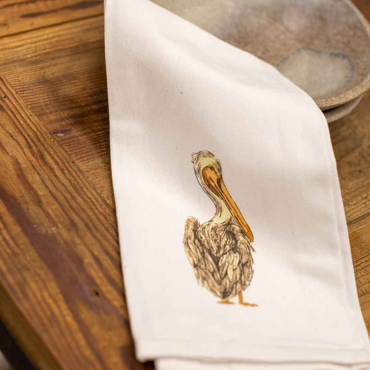 Pelican Hand Towel White/Gray 20x28