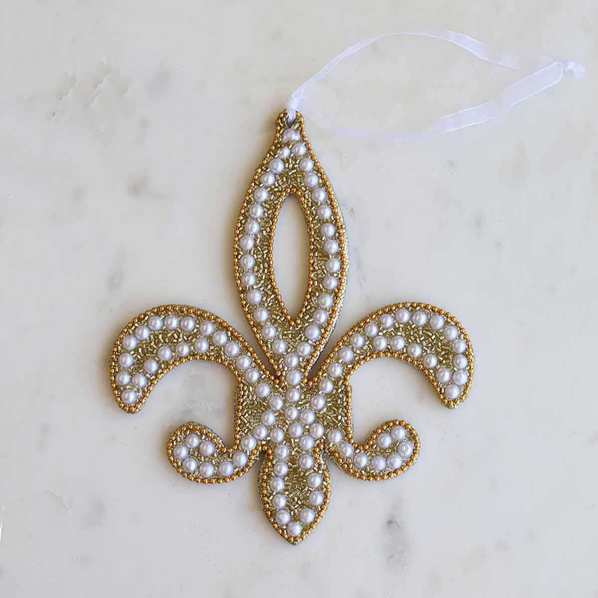 Regal Fleur Ornament Gold/Pearl 5.25x6.25
