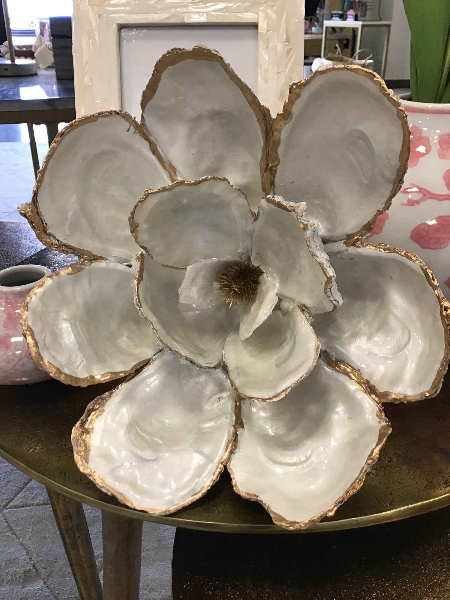 ED Oyster Shell Magnolia (Large)