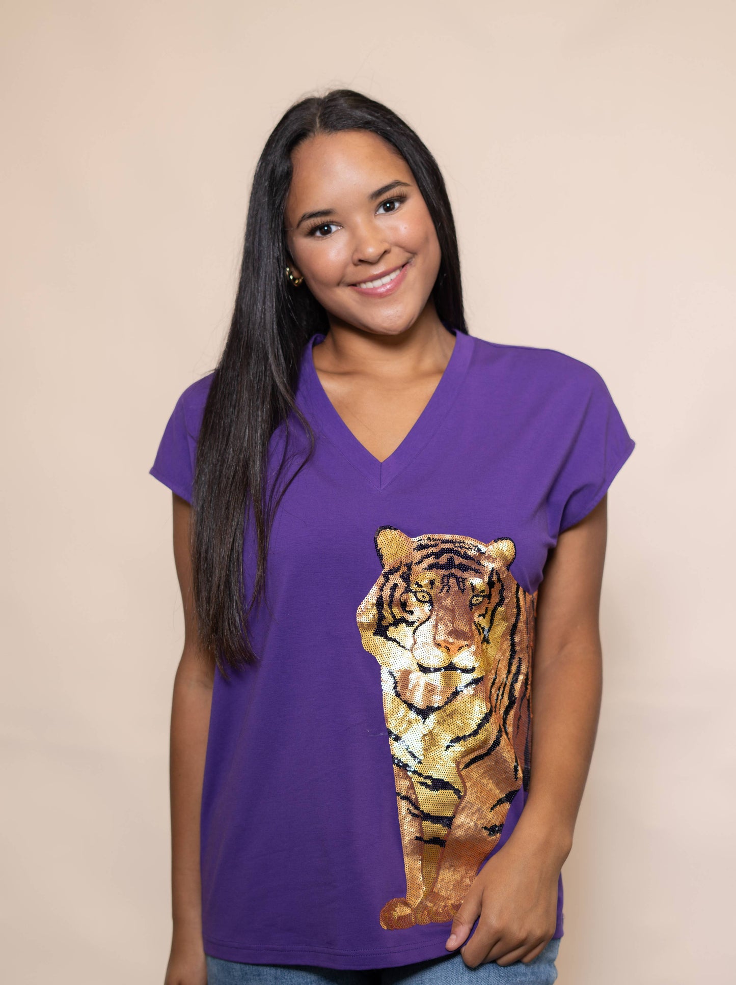Wrap-Around Tiger | Women's Wide Shoulder Sequin Design (Purple)
