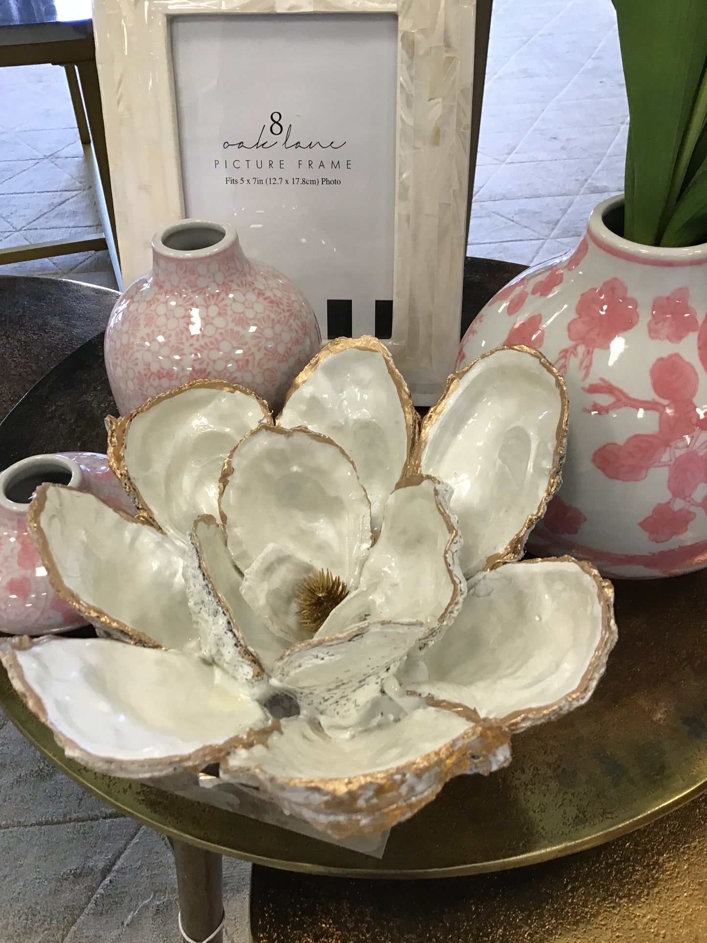 ED Oyster Shell Magnolia (Large)