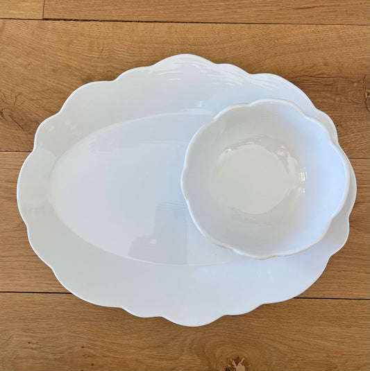 Scalloped Serving Oval