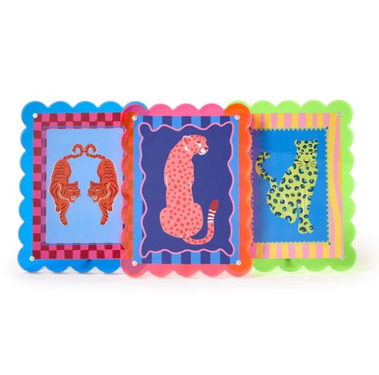 5x7 Scalloped Edge Acrylic Frame
