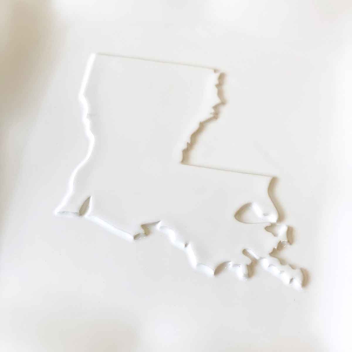 Louisiana Embossed Platter   White   11.5x11.5