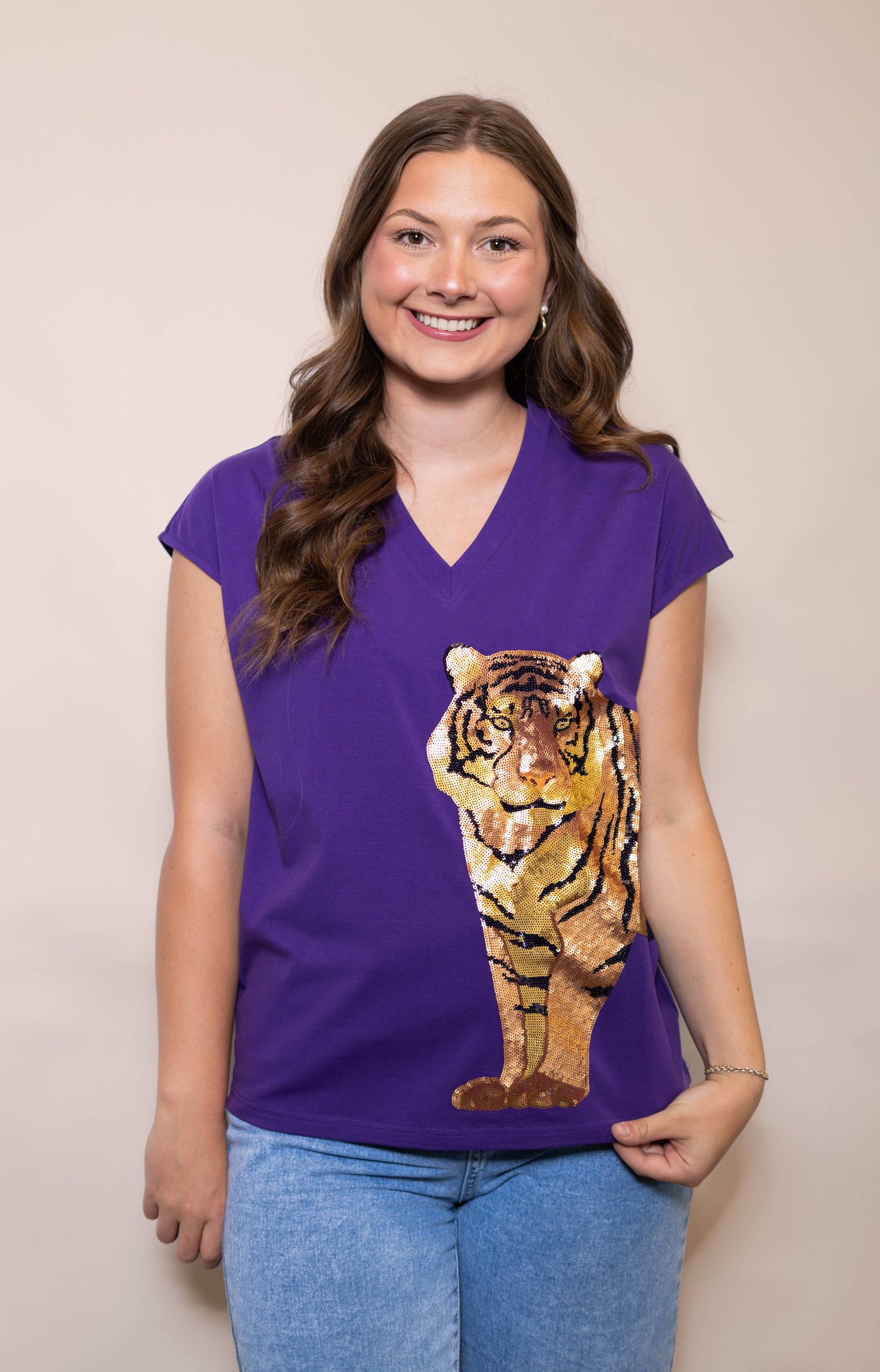 Wrap-Around Tiger | Women's Wide Shoulder Sequin Design (Purple)