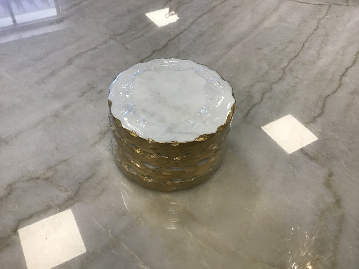 Ferrara Round Marble Coasters   White/Gold   4x4 Set of 4