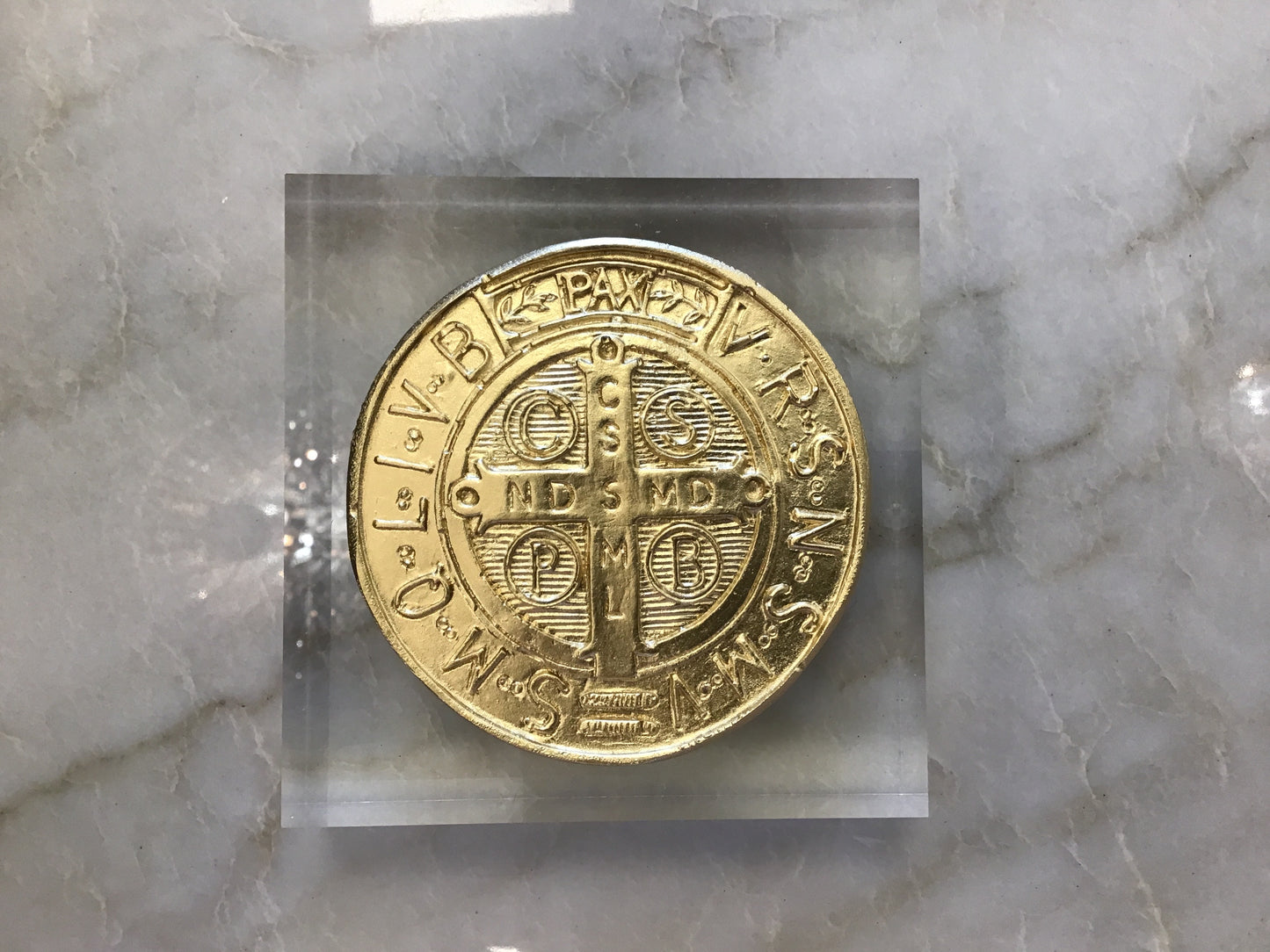 ED Benedict Circle 4x4 Acrylic