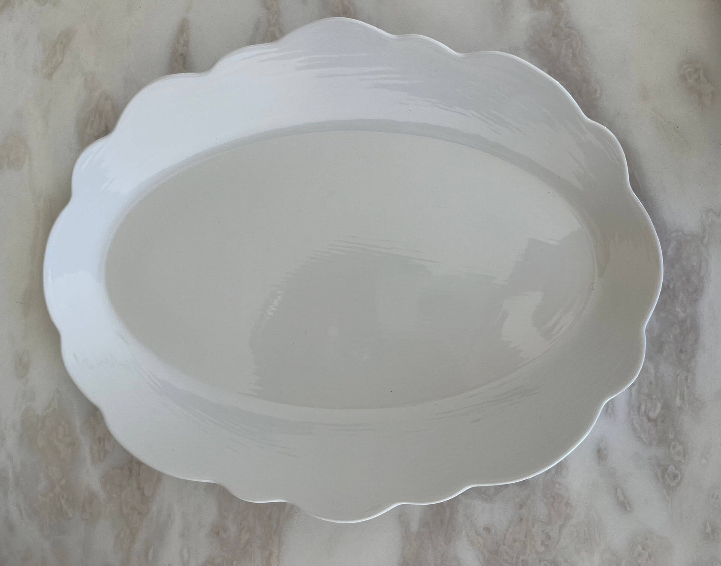 Scalloped Serving Oval