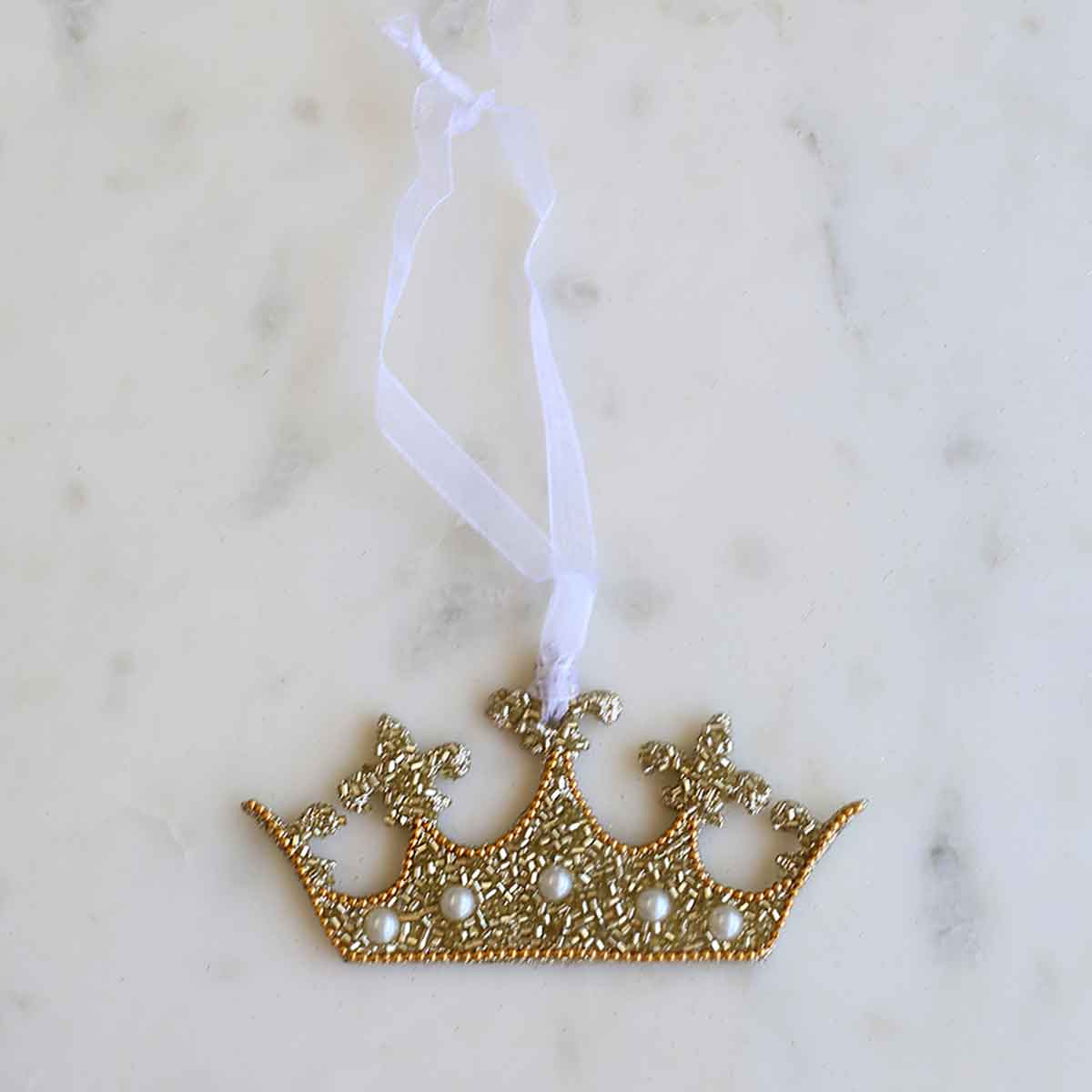 Letizia Crown Ornament   Gold/Pearl   4x2